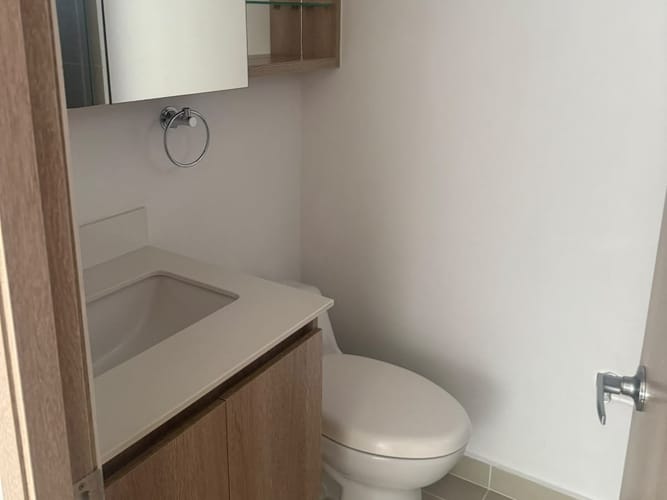 Apartamento de 3 alcobas en arriendo en Loma De La Doctora, Sabaneta, 90 m² · foto 5 de 13