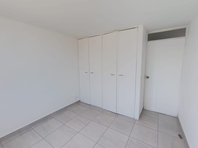 Apartamento de 3 alcobas en arriendo en Belén, Medellín, 90 m² · foto 10 de 16