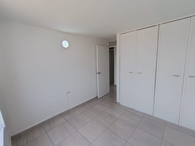 Apartamento de 3 alcobas en arriendo en Belén, Medellín, 90 m² · foto 11 de 16