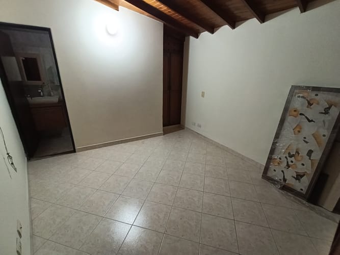 Casa de 3 alcobas en arriendo en La Floresta, Medellín, 120 m² · foto 5 de 20