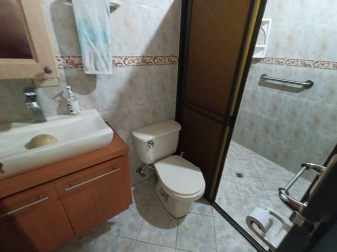 Casa de 3 alcobas en arriendo en La Floresta, Medellín, 120 m² · foto 7 de 20
