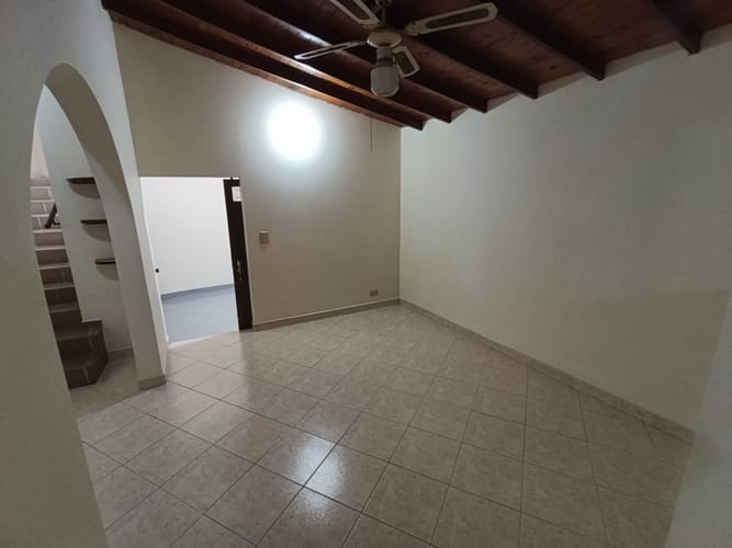 Casa de 3 alcobas en arriendo en La Floresta, Medellín, 120 m² · foto 9 de 20