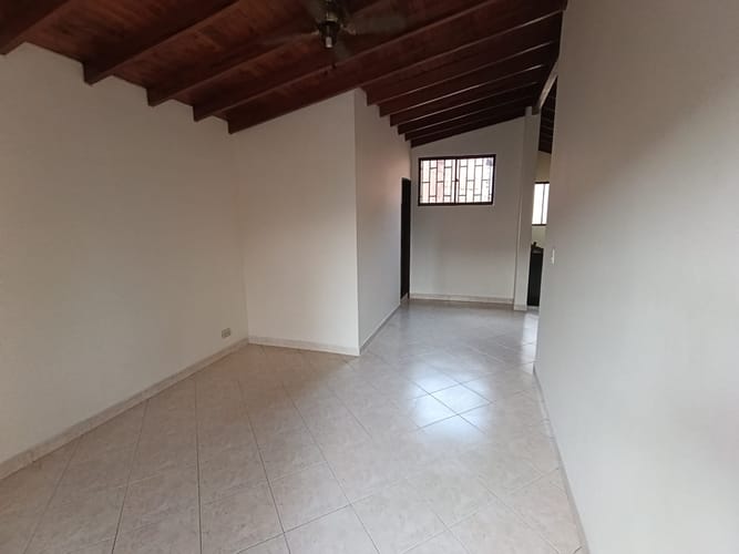 Casa de 3 alcobas en arriendo en La Floresta, Medellín, 120 m² · foto 17 de 20