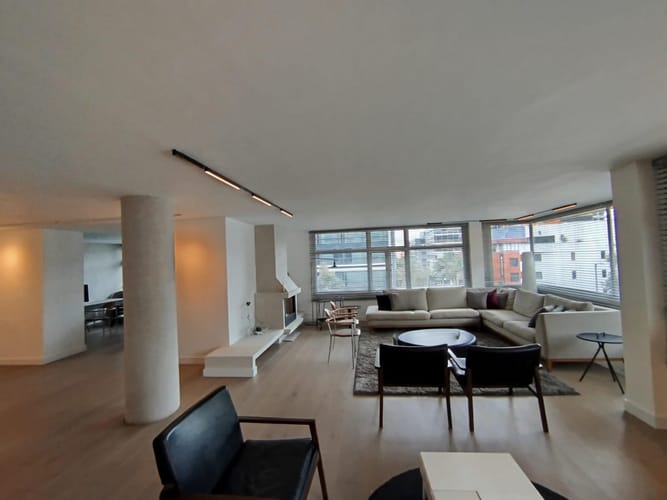 Apartamento de 3 alcobas en arriendo en Chico Norte, Bogotá, 192 m² · foto 3 de 20
