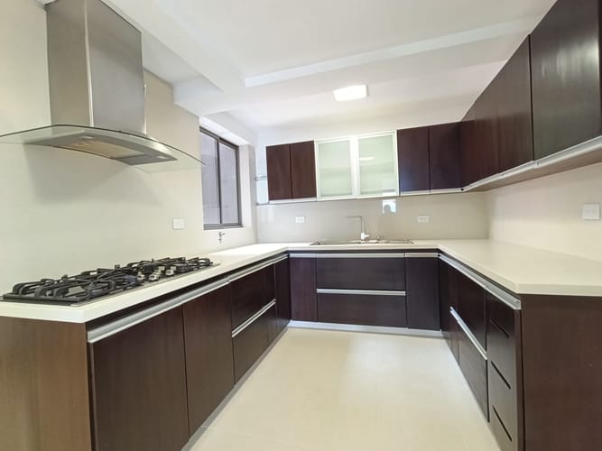 Apartamento de 3 alcobas en arriendo en Las Lomas, Medellín, 180 m² · foto 16 de 20