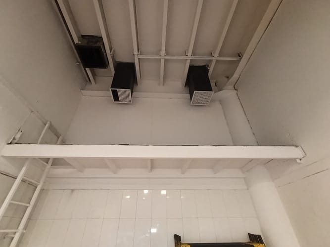 Local en arriendo en El Poblado, Medellín, 28 m² · foto 14 de 18