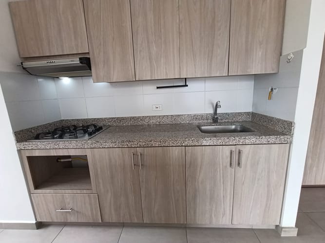 Apartamento de 3 alcobas en arriendo en Calasanz Parte Alta, Medellín, 76 m² · foto 7 de 20