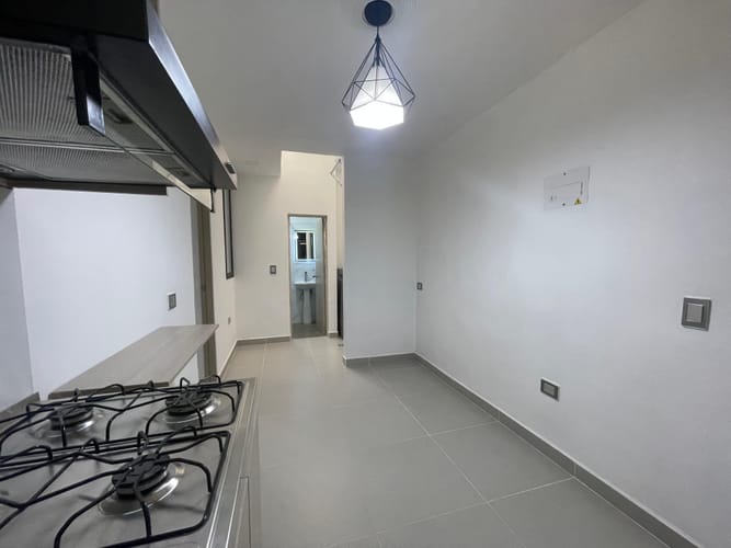 Apartaestudio en arriendo en Laureles, Medellín, 25 m² · foto 3 de 10