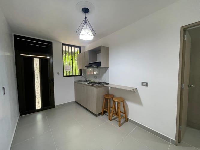Apartaestudio en arriendo en Laureles, Medellín, 25 m² · foto 7 de 10