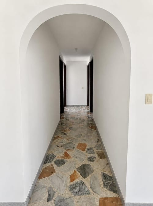 Apartamento de 3 alcobas en venta en La Pola, Ibagué, 118 m² · foto 6 de 11