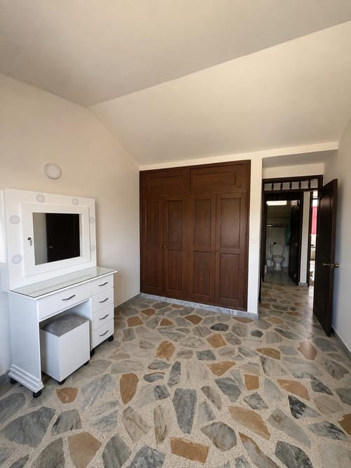 Apartamento de 3 alcobas en venta en La Pola, Ibagué, 118 m² · foto 3 de 11