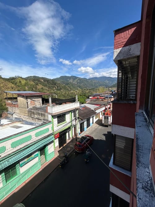 Apartamento de 3 alcobas en venta en La Pola, Ibagué, 118 m² · foto 7 de 11