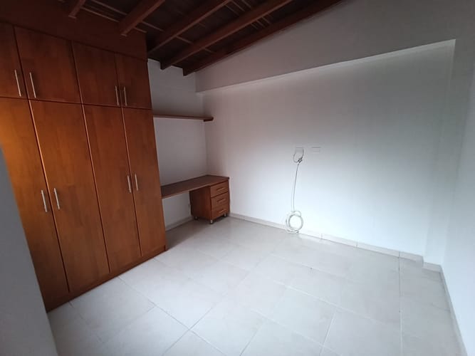 Apartamento de 3 alcobas en arriendo en Bolivariana, Medellín, 86 m² · foto 4 de 13