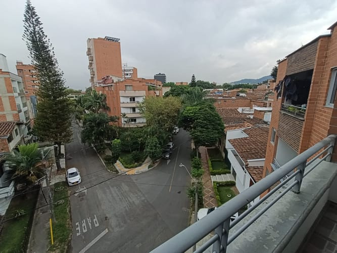 Apartamento de 3 alcobas en arriendo en Bolivariana, Medellín, 86 m² · foto 10 de 13