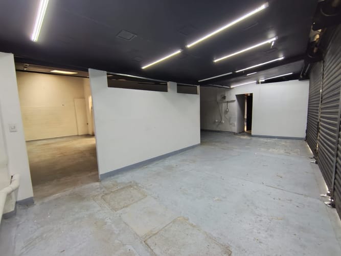 Local en arriendo en Laureles, Medellín, 330 m² · foto 9 de 20