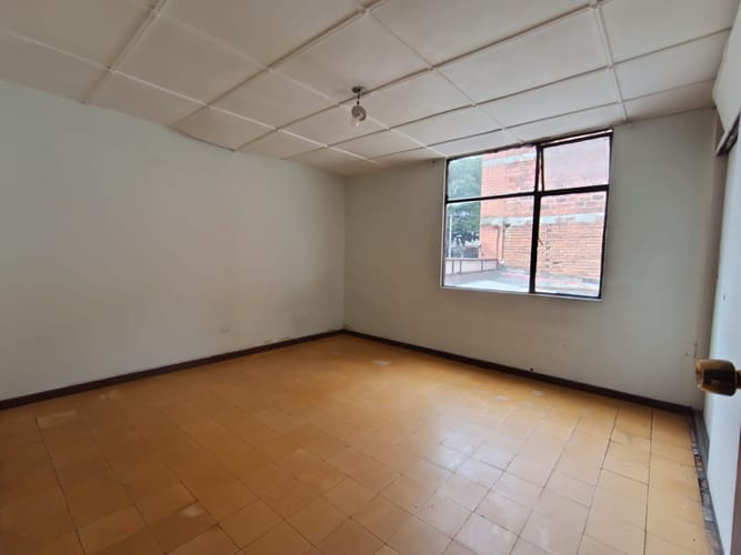 Local en arriendo en Laureles, Medellín, 330 m² · foto 13 de 20