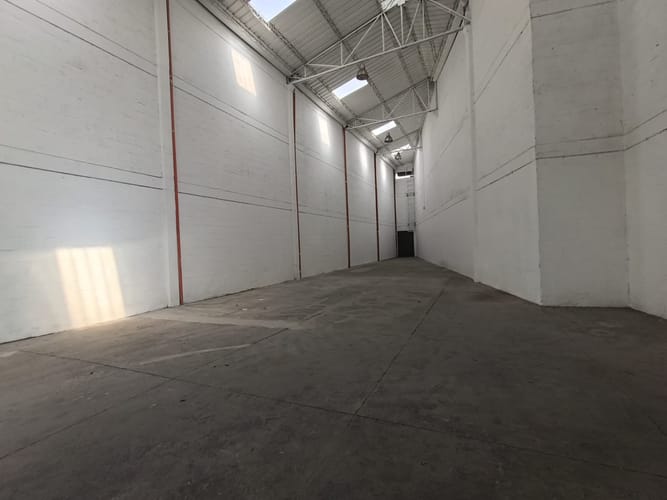 Bodega en arriendo en La Tablaza, La Estrella, 407 m² · foto 4 de 18