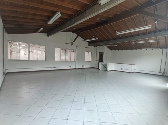 Bodega en arriendo en La Tablaza, La Estrella, 407 m² · foto 11 de 18