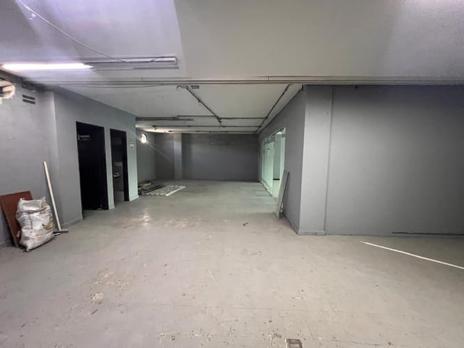 Bodega en arriendo en Laureles, Medellín, 300 m² · foto 4 de 20