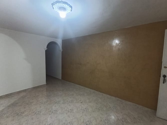 Apartamento de 2 alcobas en arriendo en Bombona No.1, Medellín, 53 m² · foto 2 de 20