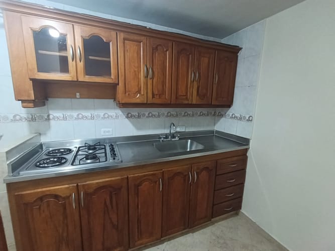 Apartamento de 2 alcobas en arriendo en Bombona No.1, Medellín, 53 m² · foto 5 de 20