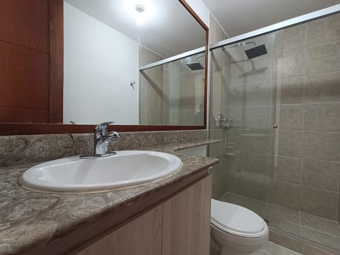 Apartamento de 3 alcobas en arriendo en Loma Del Esmeraldal, Envigado, 78 m² · foto 5 de 20