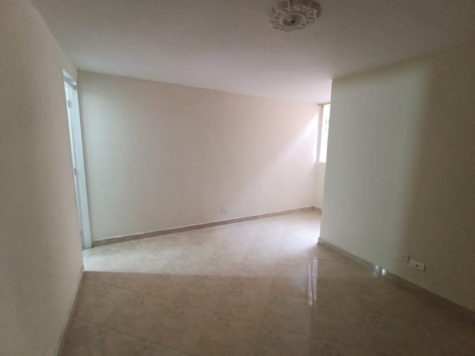 Apartamento de 2 alcobas en arriendo en Bombona No.1, Medellín, 53 m² · foto 15 de 20