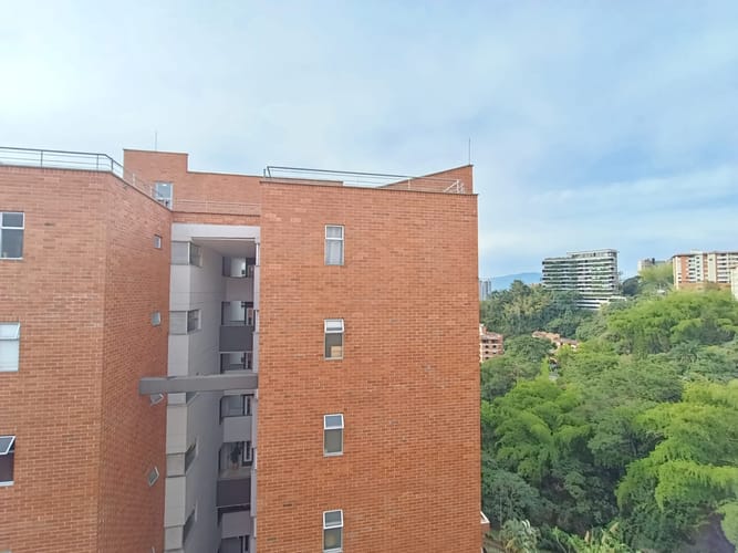 Apartamento de 3 alcobas en arriendo en Loma Del Esmeraldal, Envigado, 78 m² · foto 17 de 20