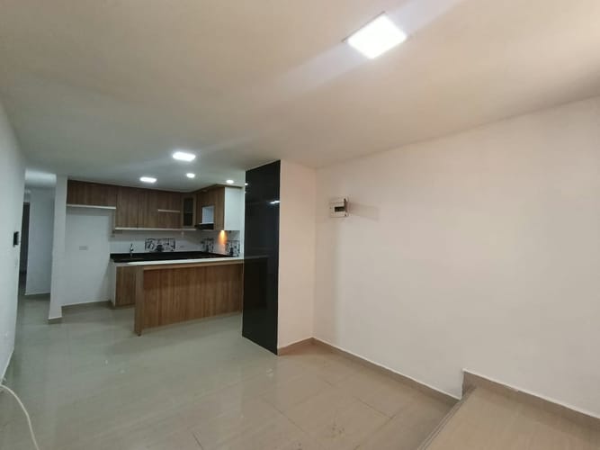 Apartamento de 3 alcobas en arriendo en Cabañas, Bello, 69 m² · foto 5 de 15