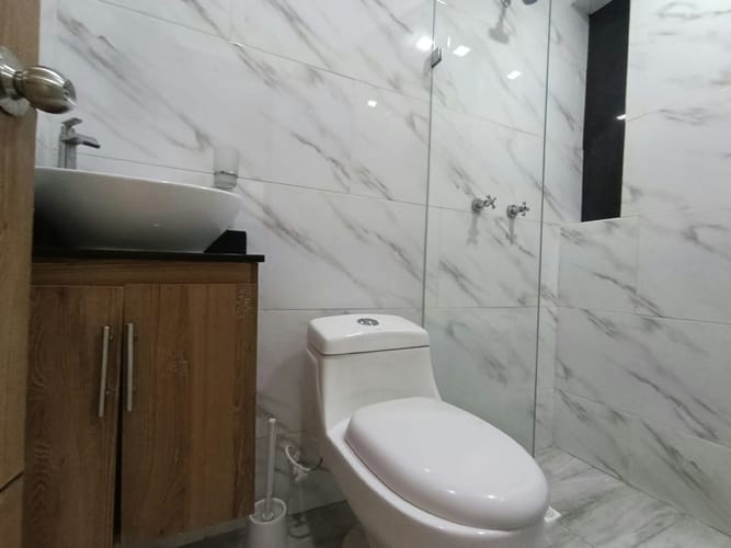 Apartamento de 3 alcobas en arriendo en Cabañas, Bello, 69 m² · foto 11 de 15