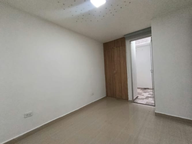 Apartamento de 3 alcobas en arriendo en Cabañas, Bello, 69 m² · foto 12 de 15