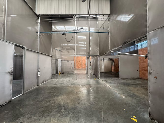 Bodega en arriendo en La Tablaza, La Estrella, 900 m² · foto 17 de 20