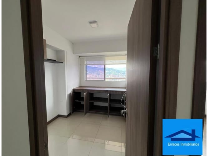 Apartamento de 2 alcobas en venta en Maria Auxiliadora, Sabaneta, 77 m² · foto 10 de 15