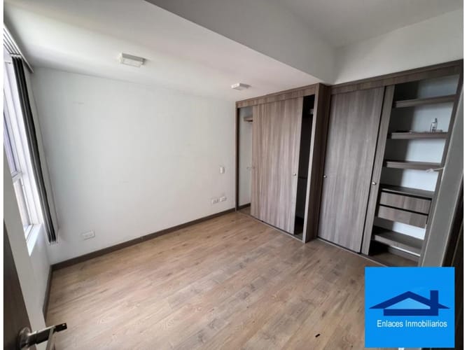 Apartamento de 2 alcobas en venta en Maria Auxiliadora, Sabaneta, 77 m² · foto 12 de 15