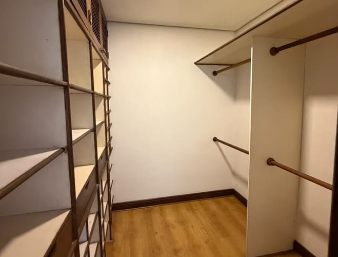 Apartamento de 3 alcobas en arriendo en San Lucas, Medellín, 420 m² · foto 7 de 20