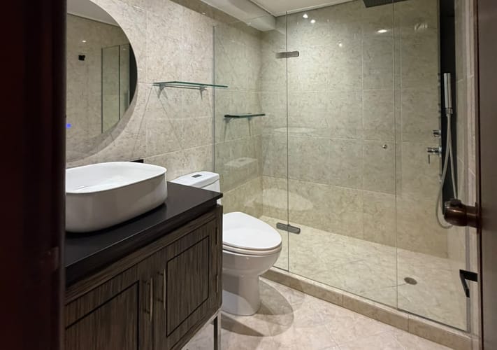 Apartamento de 3 alcobas en arriendo en San Lucas, Medellín, 420 m² · foto 12 de 20