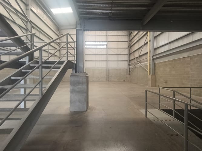 Bodega en arriendo en Copacabana, 566 m² · foto 4 de 17