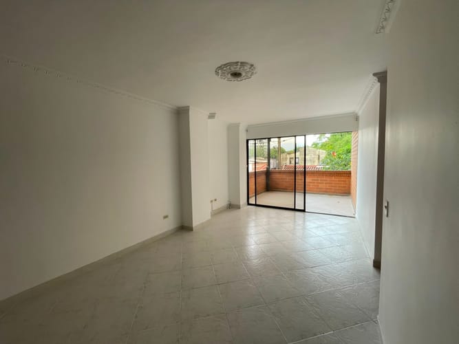 Apartamento de 3 alcobas en arriendo en Belén, Medellín, 96 m² · foto 2 de 14