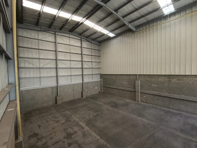 Bodega en arriendo en Copacabana, 566 m² · foto 7 de 17