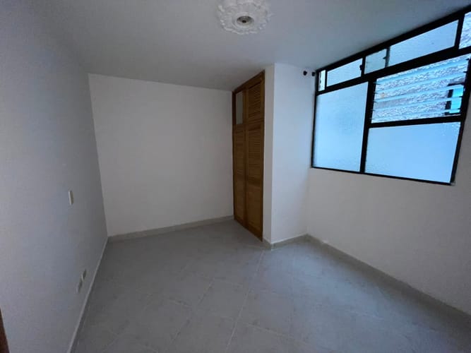 Apartamento de 3 alcobas en arriendo en Belén, Medellín, 96 m² · foto 7 de 14