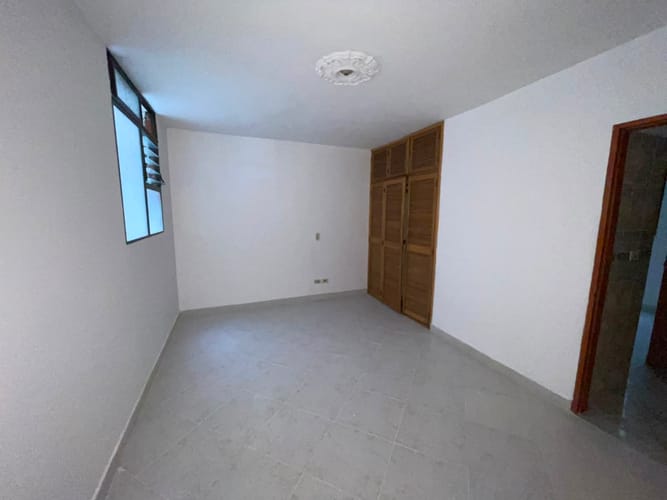 Apartamento de 3 alcobas en arriendo en Belén, Medellín, 96 m² · foto 9 de 14
