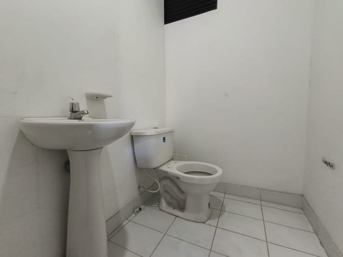 Bodega en arriendo en Copacabana, 566 m² · foto 16 de 17
