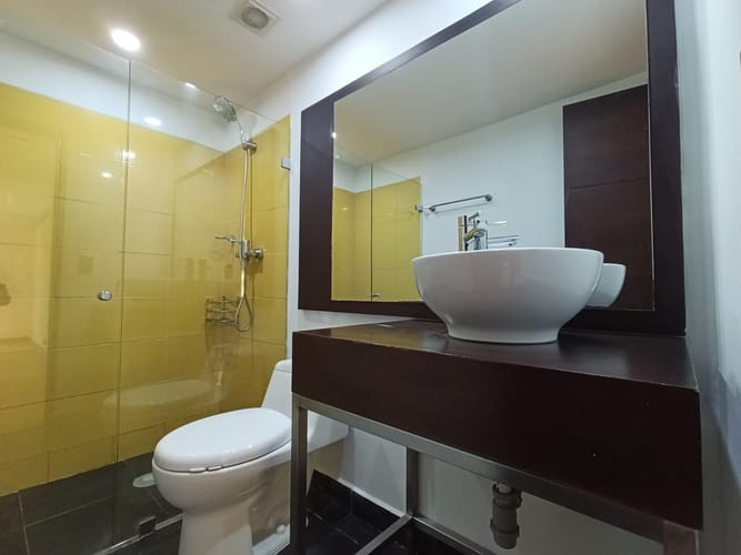 Apartamento de 2 alcobas en arriendo en Lalinde, Medellín, 101 m² · foto 5 de 13