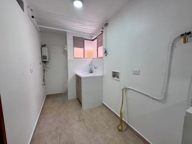 Apartamento de 3 alcobas en arriendo en Otraparte, Envigado, 106 m² · foto 6 de 20