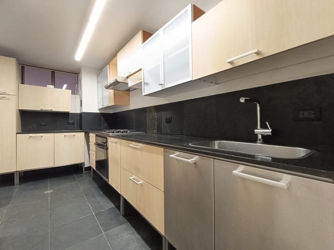 Apartamento de 2 alcobas en arriendo en Lalinde, Medellín, 101 m² · foto 11 de 13