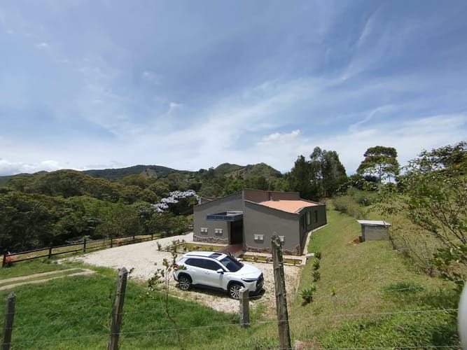 Finca en arriendo en San Nicolas, La Ceja, 300 m² · foto 3 de 20