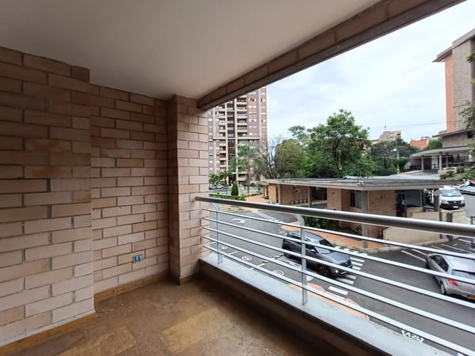 Apartamento de 2 alcobas en arriendo en Las Lomitas, Sabaneta, 84 m² · foto 6 de 16