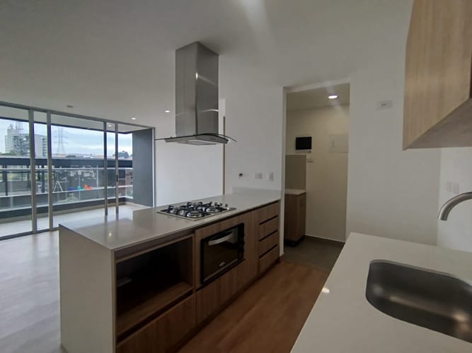 Apartamento de 2 alcobas en arriendo en Centro, Rionegro, 74 m² · foto 3 de 16