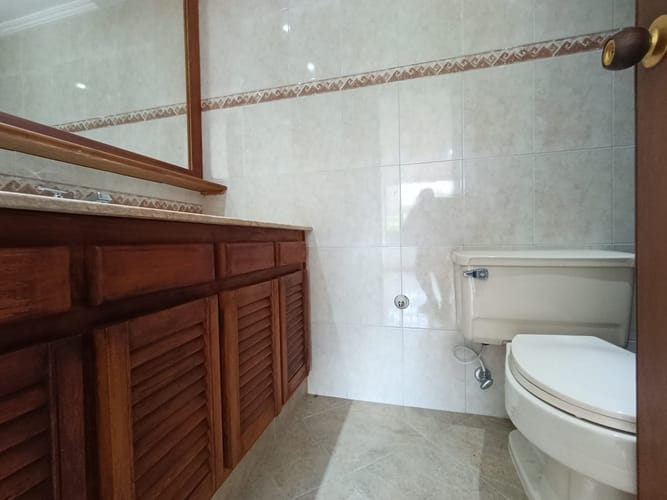 Apartamento de 3 alcobas en arriendo en Las Lomas, Medellín, 151 m² · foto 15 de 16