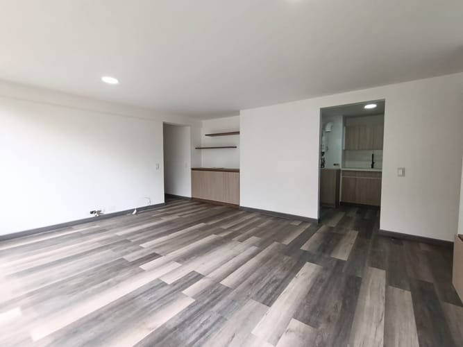Apartamento de 3 alcobas en arriendo en Vía Las Palmas, Medellín, 88 m² · foto 2 de 20